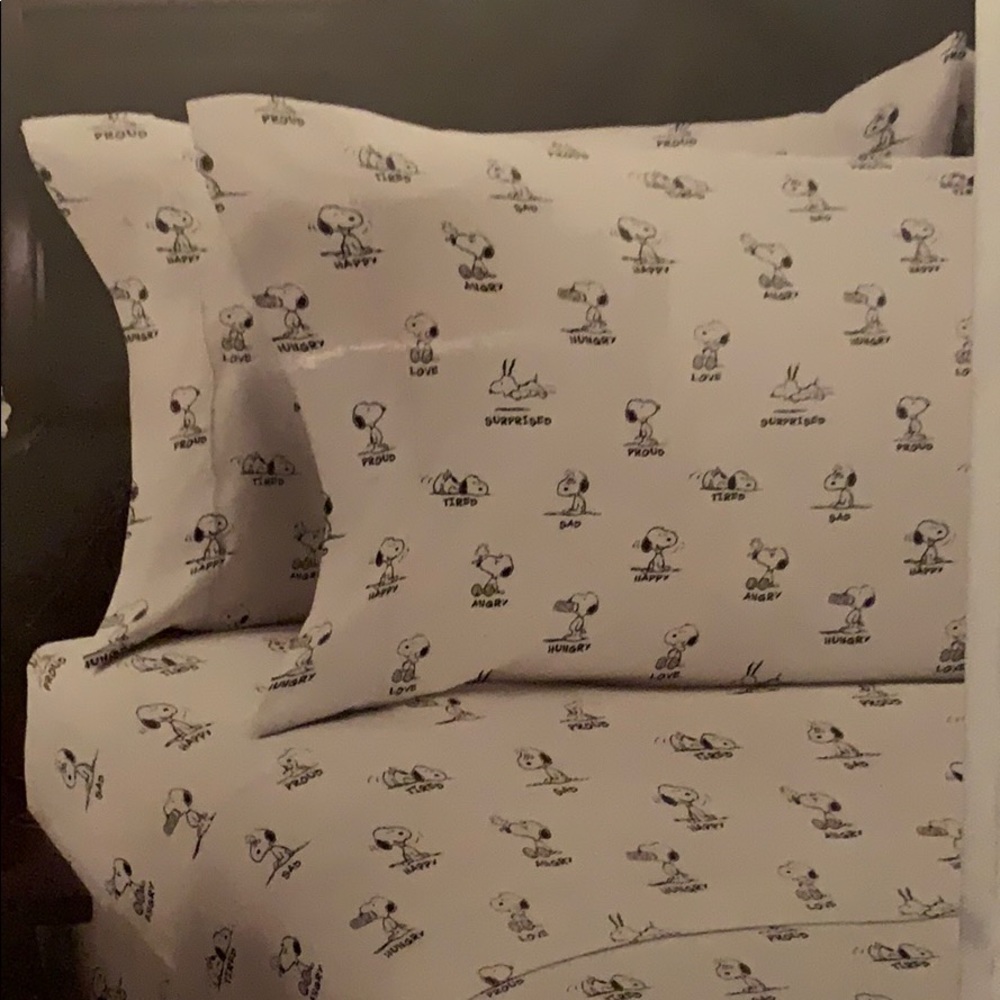 Berkshire Peanuts Snoopy Feelings Emotions Full Sheet Set.